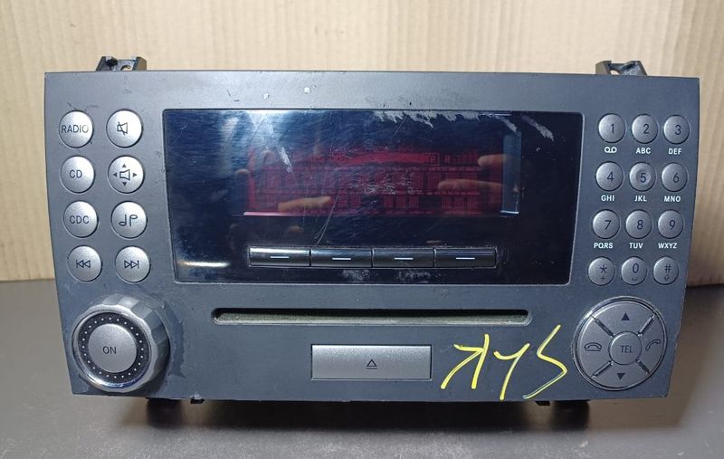 2007-2009 Mercedes-Benz W171 SLK Radio Audio CD Player Head Unit A171 820 03 86 OEM