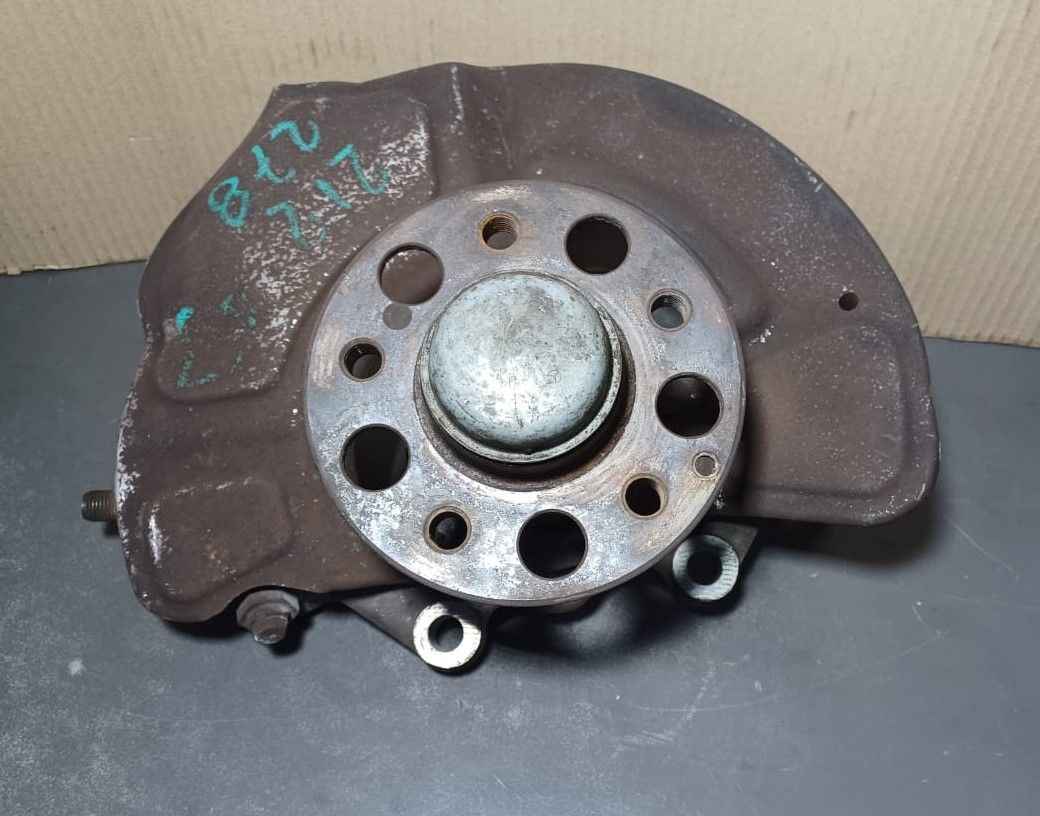 2012-2016 Mercedes-Benz E-Class W212 E63 AMG Front RWD Wheel Carrier Spindle Knuckle Hub (Engine 278)