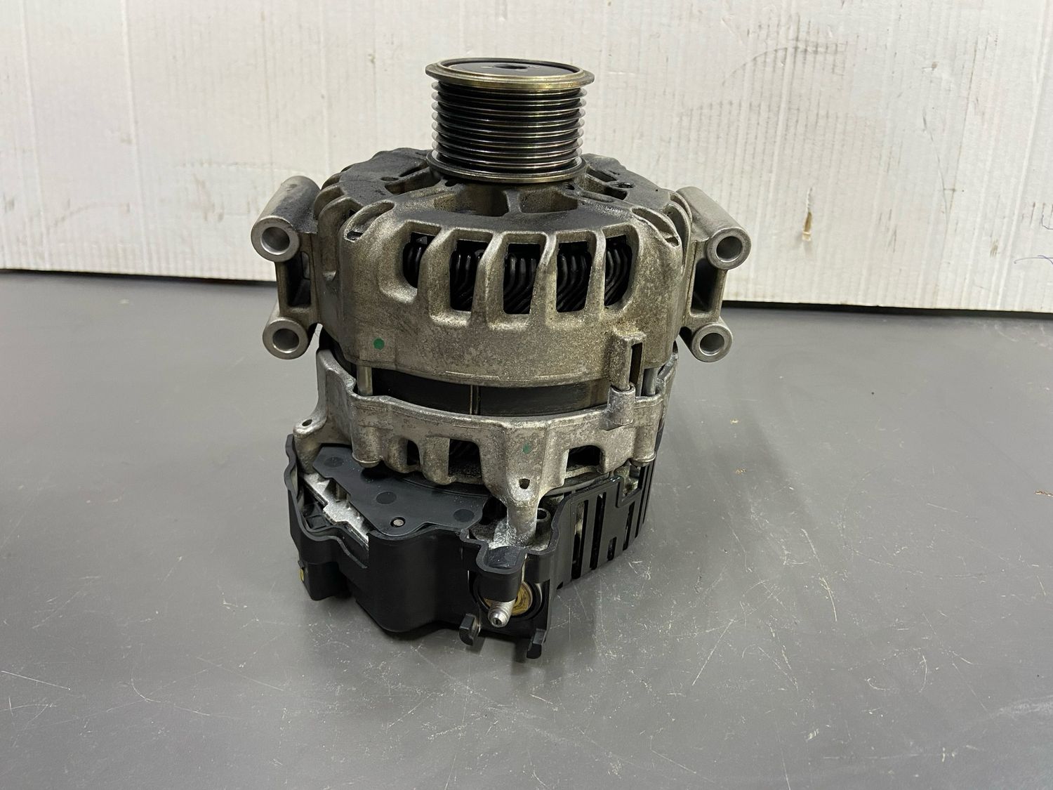 BMW N55, F10 Hybrid Alternator 7622372 Genuine Product Used