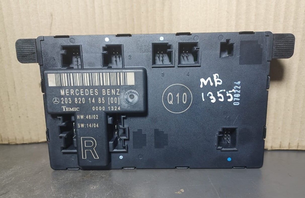 2003-2006 Mercedes-Benz W203 C-Class Front Right Side Door Control Module A203 820 14 85 OEM