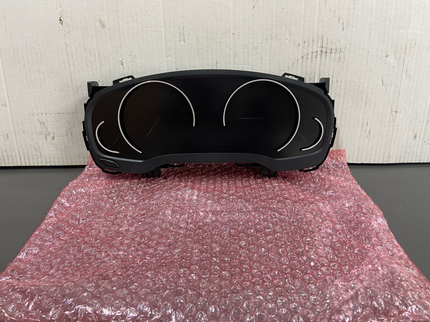 BMW G30 G31 Speedometer Cluster 9842916 Brand New OEM
