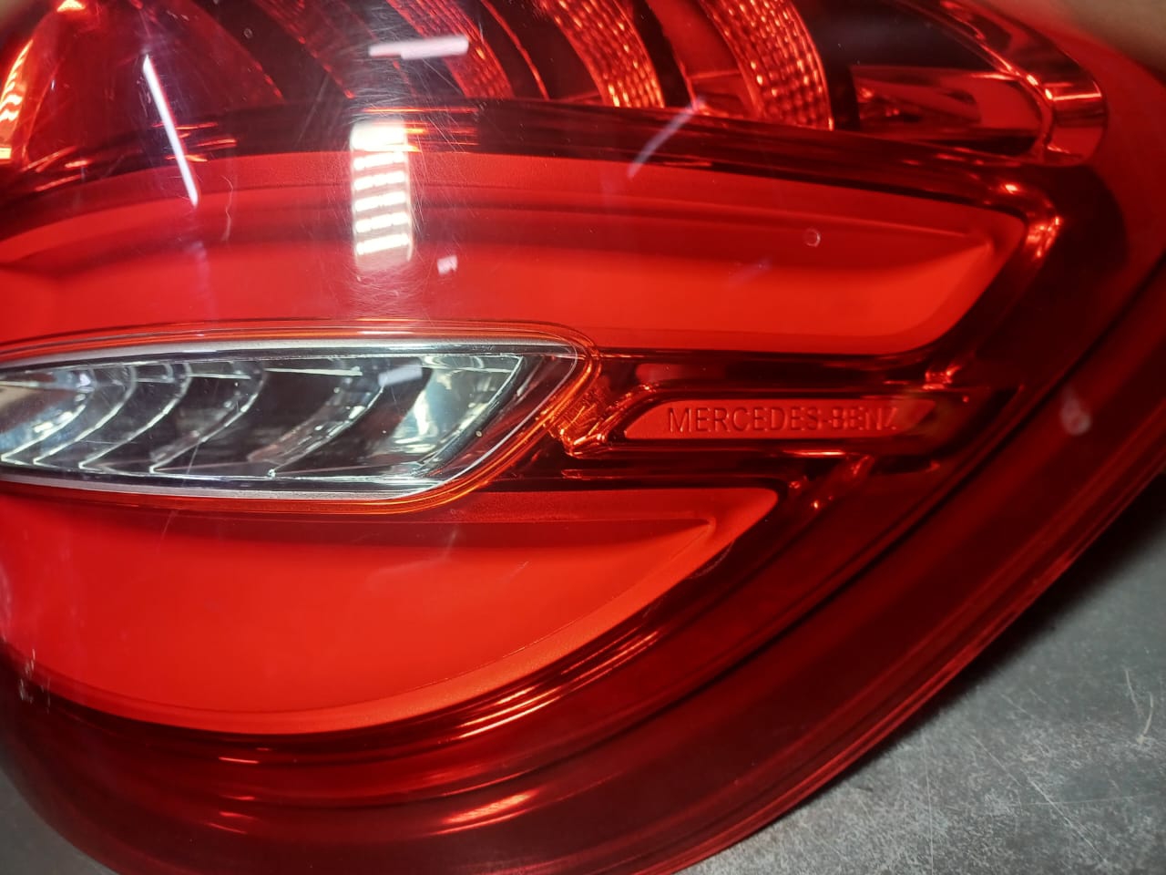 2015-2018 Mercedes-Benz W166 GLS Rear Right Side Tail Light Lamp A166 906 04 02 OEM