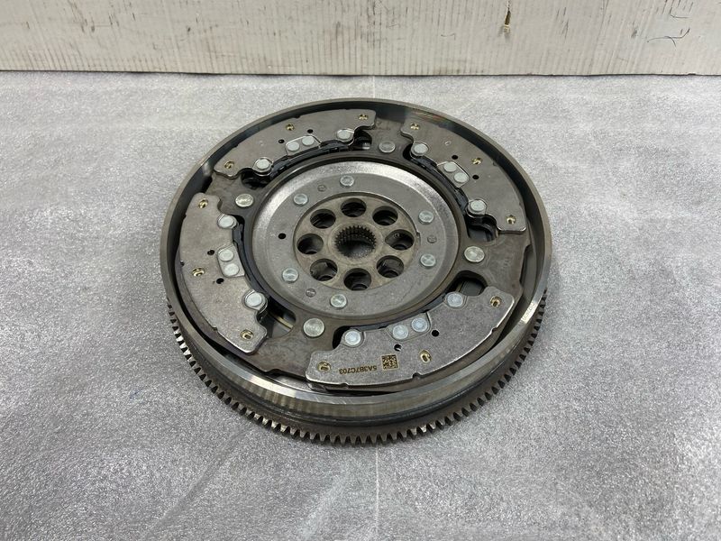 BMW X1 U11 B48A20P Dual Mass Flywheel Brand New 5A3B7C7 OEM
