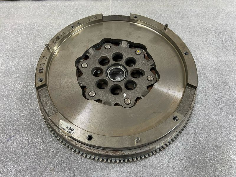 BMW X2 F40 Twin Mass Flywheel 8698751 Brand New OEM Product