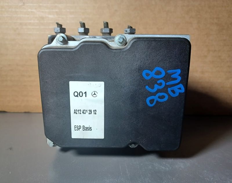 2008-2012 Mercedes-Benz W212 E-Class E300 E350 ABS Unit Brake Pump A212 431 29 12 OEM