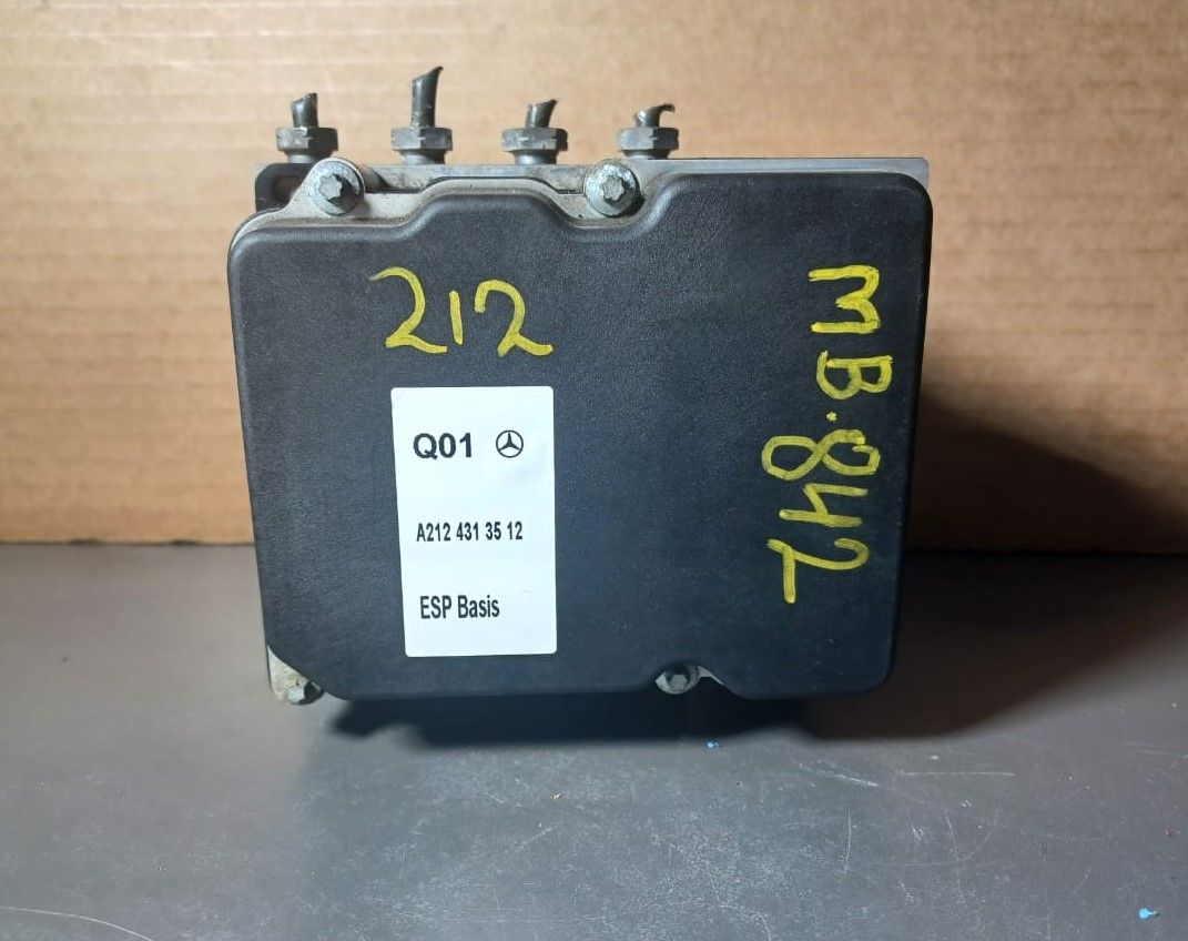 2008-2012 Mercedes-Benz W212 E-Class E300 E350 ABS Unit Brake Pump A212 431 35 12 OEM