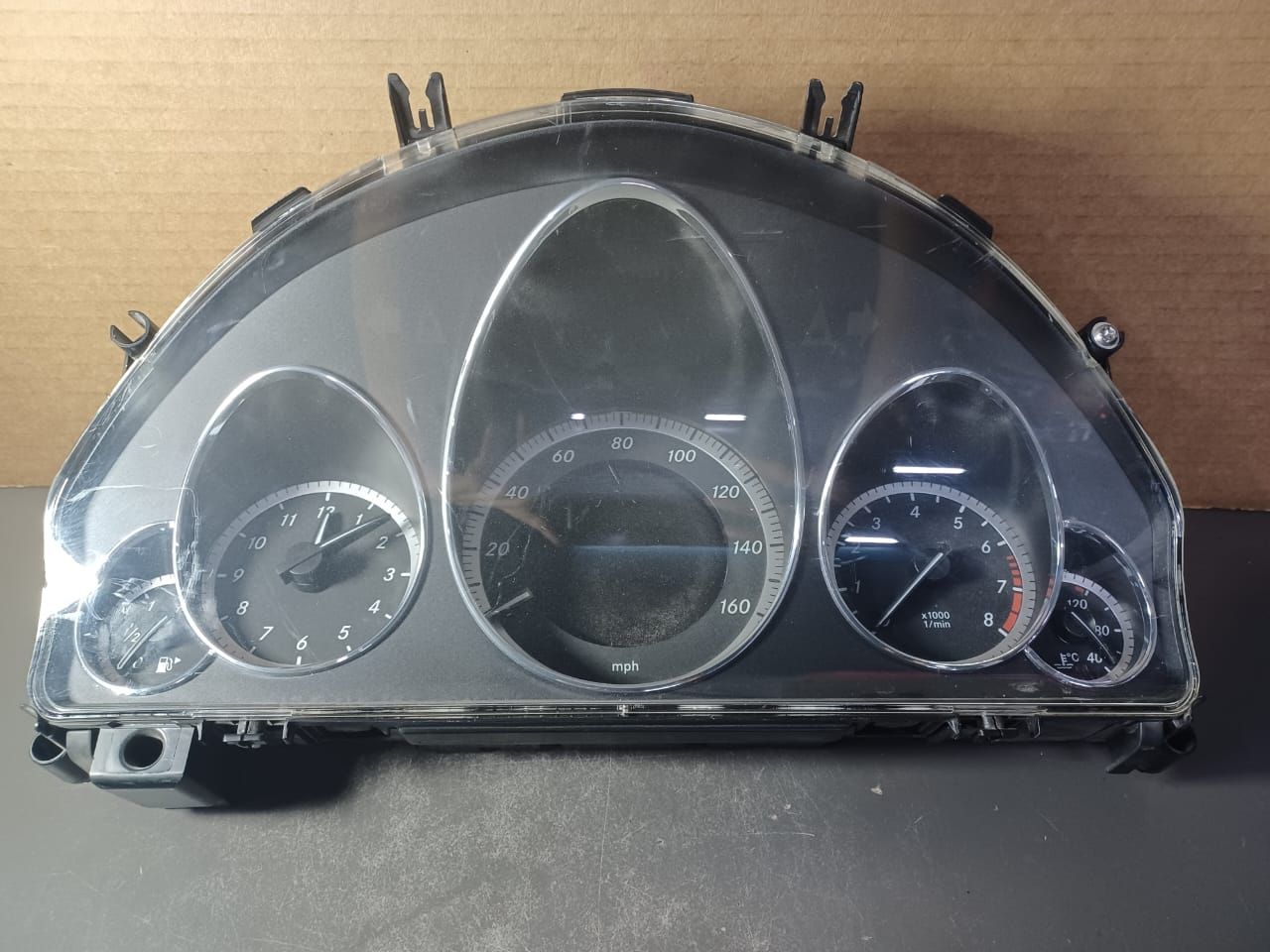 2009-2012 Mercedes-Benz W212 E-Class Instrument Cluster Speedometer A212 900 28 13 OEM