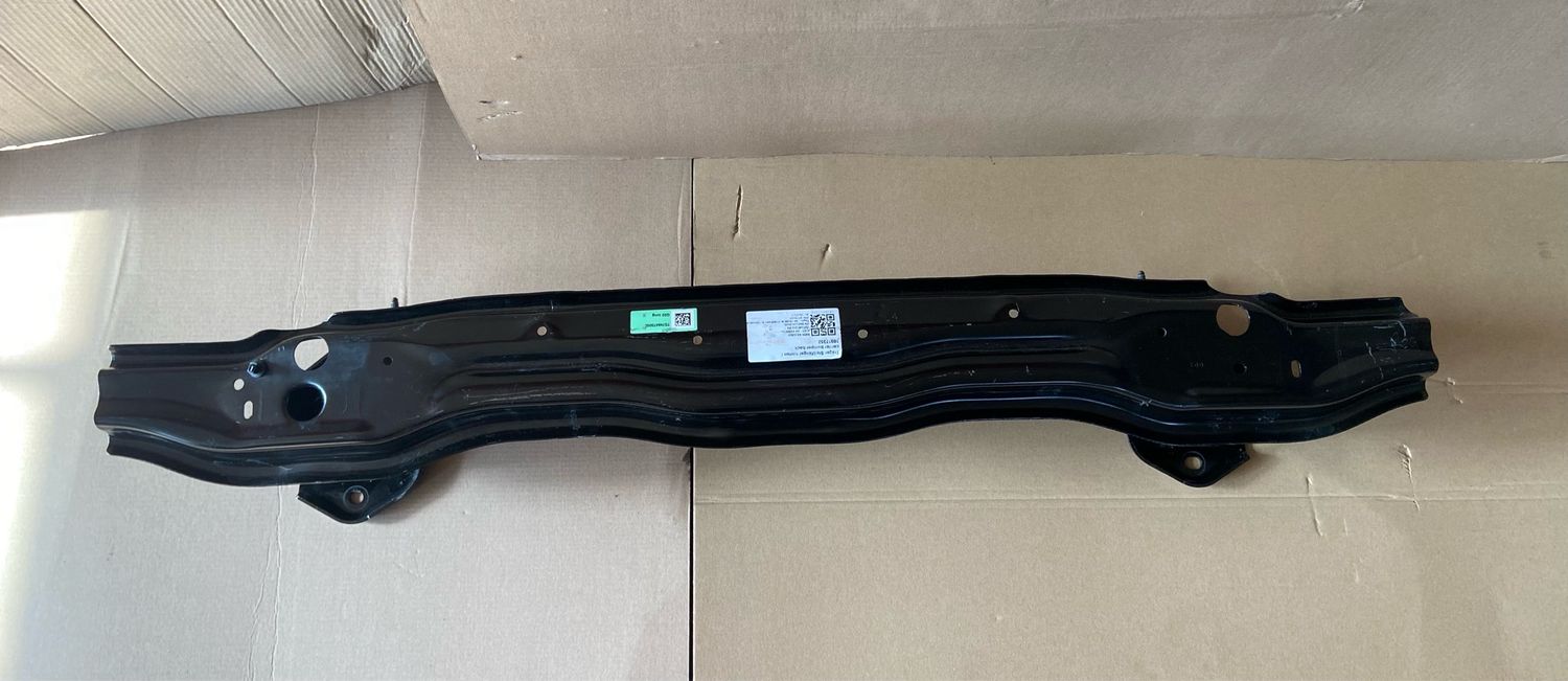 BMW X4 G02 Rear Bumper Reinforcement 7484750 OEM Product Used