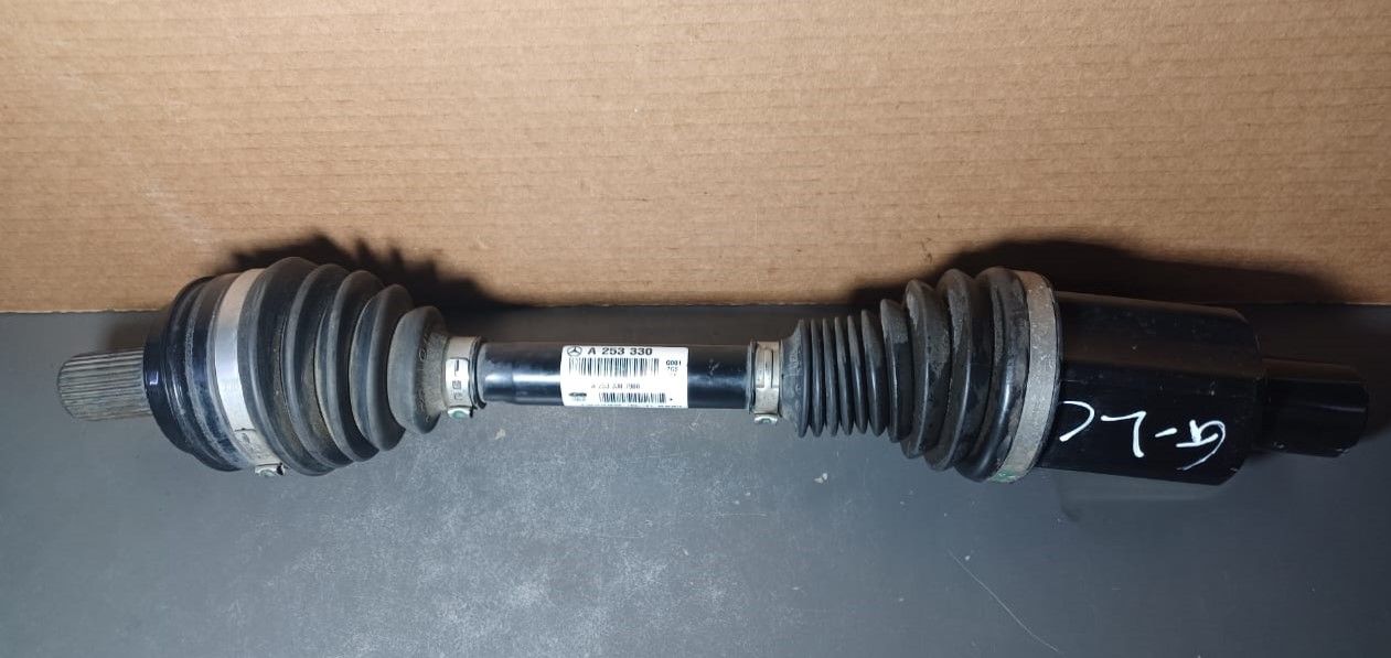 2018-2020 Mercedes-Benz GLC Front Left Hand Driver Side CV Axle Assembly 4Matic A253 330 79 00 OEM
