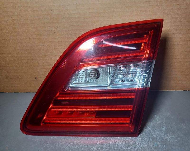 2012-2015 Mercedes-Benz W166 ML63 AMG ML550 Inner Tail Light Lamp Rear Right Side A166 906 42 01 OEM