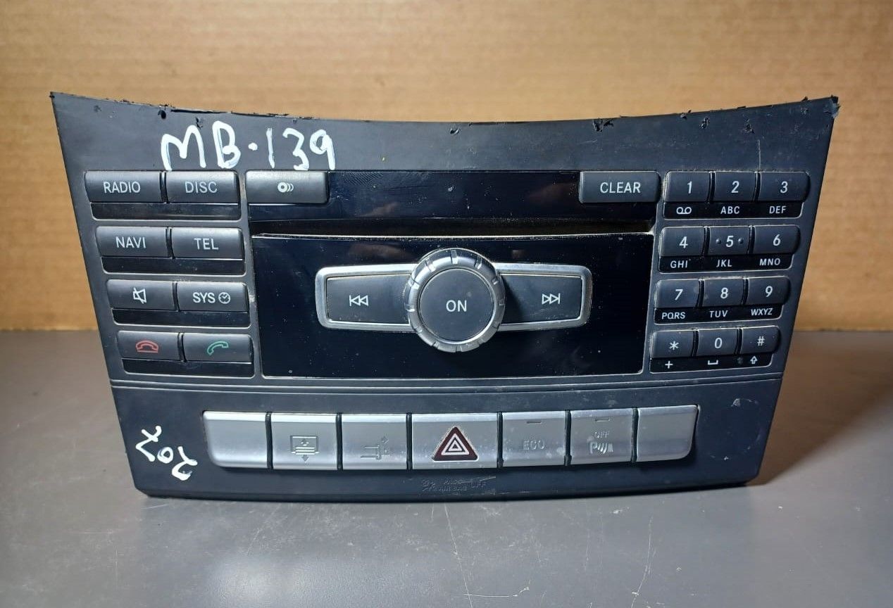 2012-2014 Mercedes-Benz W212 E-Class E300 Radio Audio CD Player Head Unit A212 900 86 24 OEM