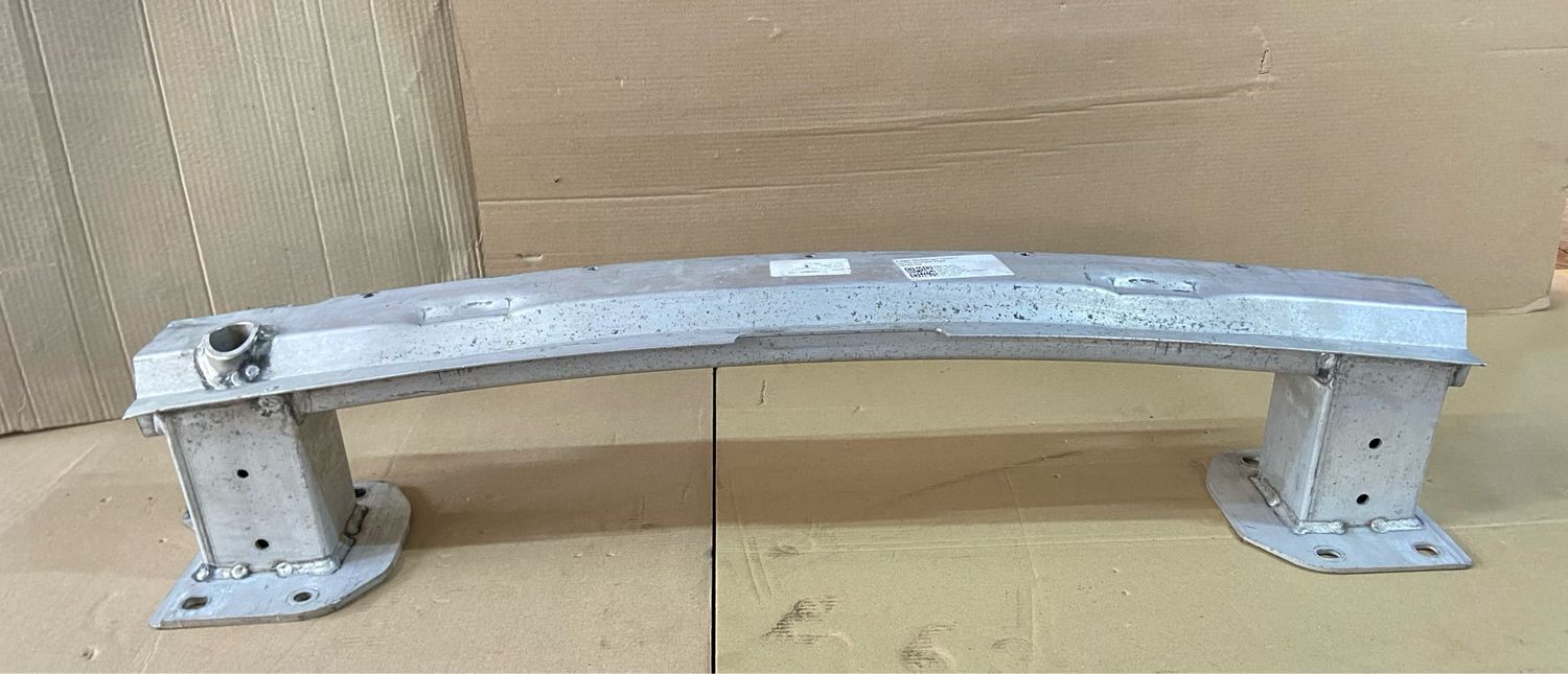 BMW X5 G05 Rear Bumper Reinforcement 7420657 OEM Product Used