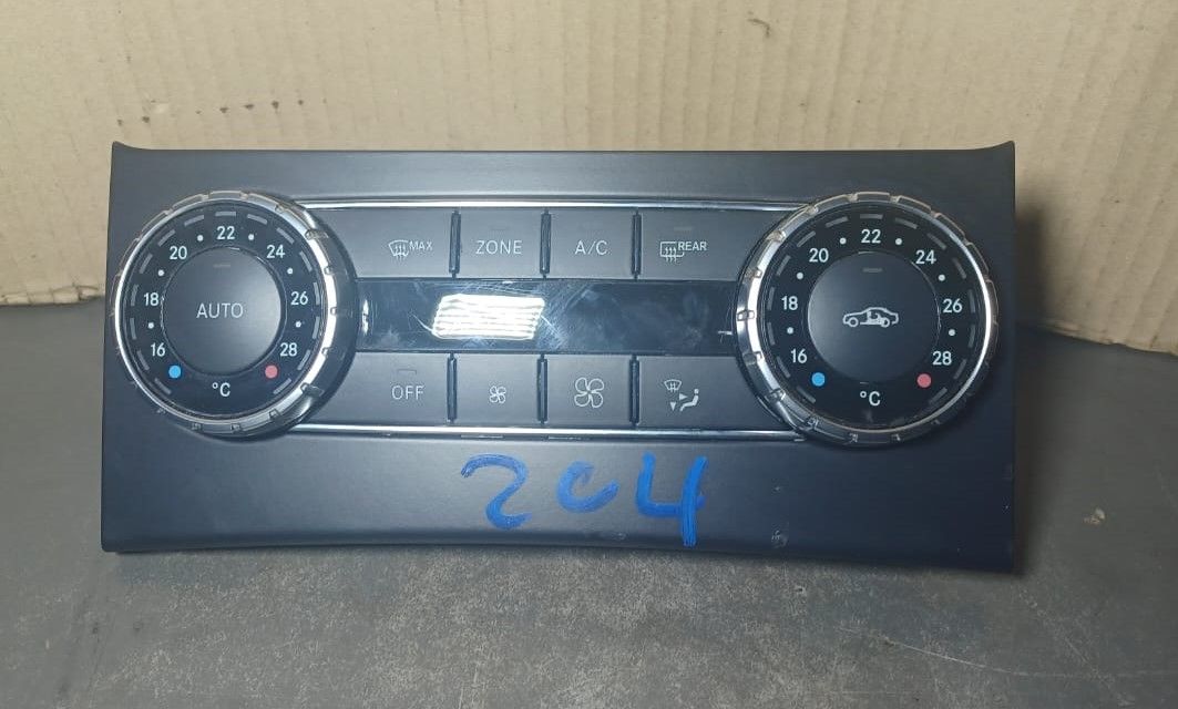 2012-2014 Mercedes-Benz C-Class W204 C300 AMG C63 AC A/C Heater Climate Control A204 900 58 05 OEM