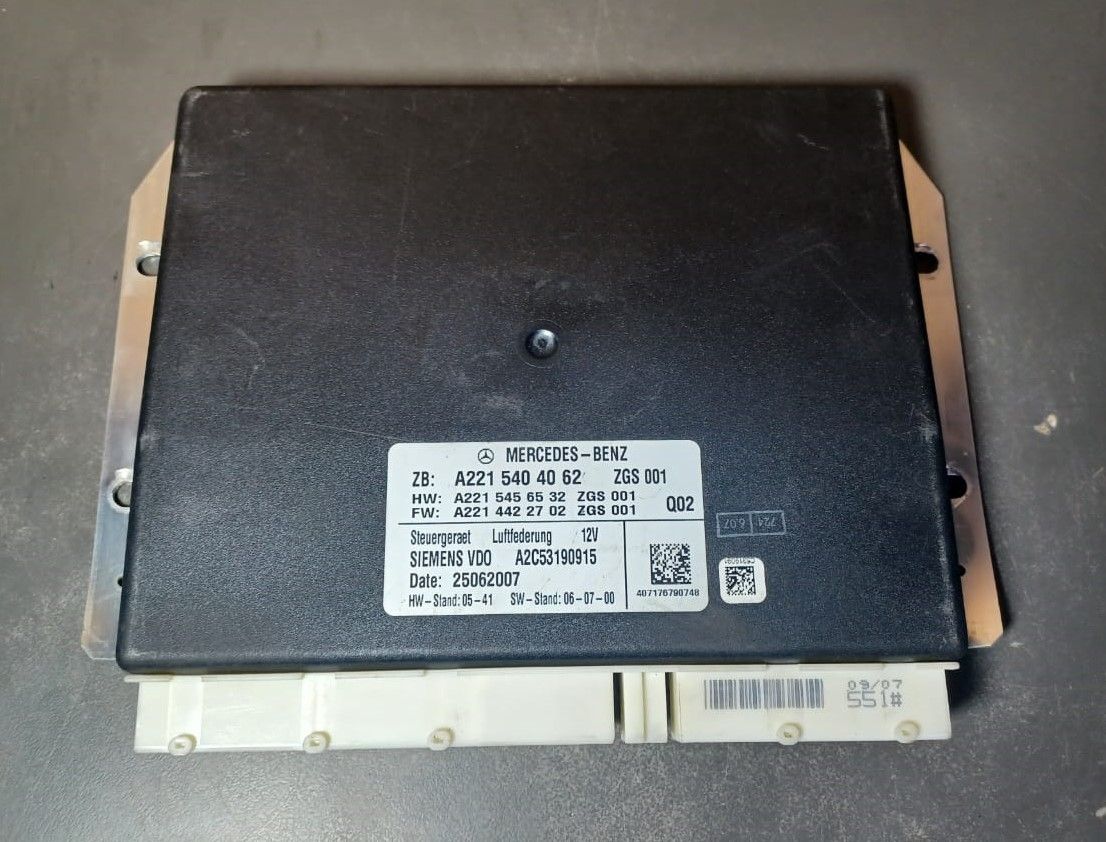 2008-2012 Mercedes-Benz W221 S-Class Airmatic Air Suspension Control Module A221 540 40 62 OEM