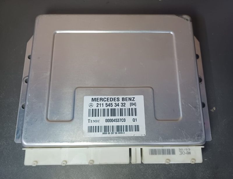 2001-2009 Mercedes-Benz W211 E-Class Airmatic Air Suspension Control Module A211 545 34 32 OEM