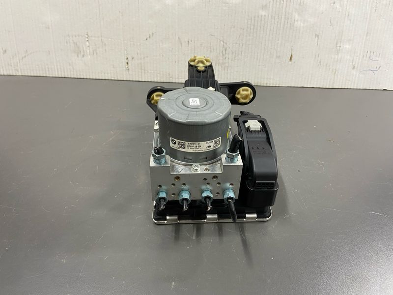 BMW G20 G21 ABS Pump And Control Module 6862014 OEM Product Used