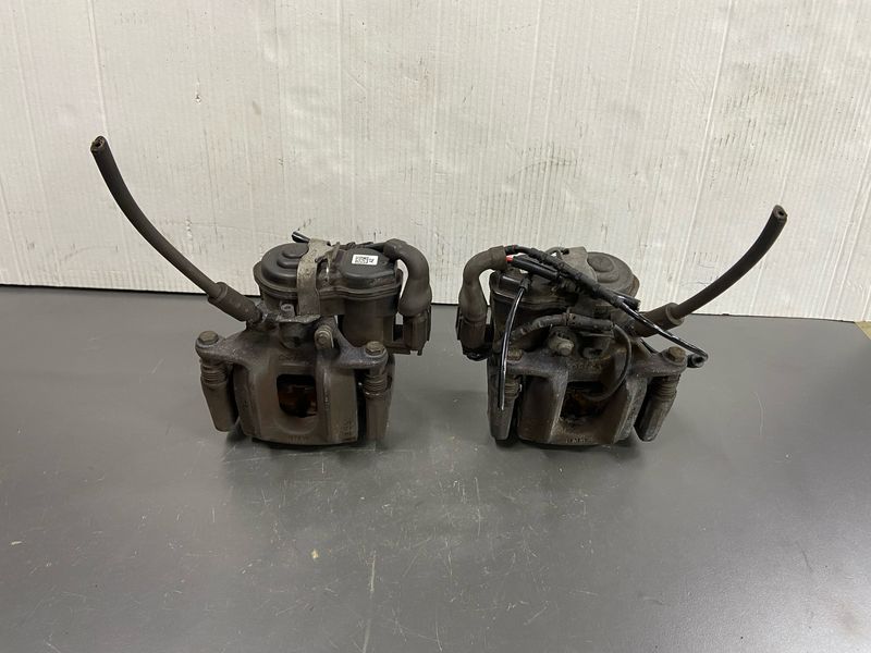 BMW F10 Rear Brake Actuator And Calipers 520i 530i 528i 535i 540i  2010 To 2015 OEM Product Used