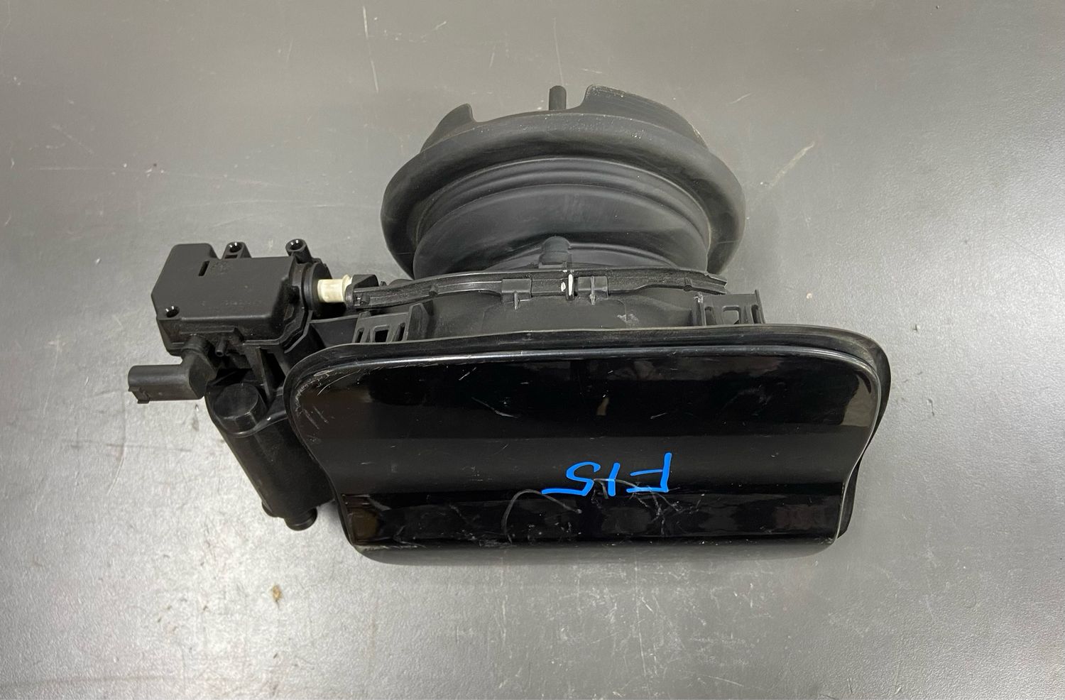 BMW F15 Outer Fuel Tank Cap And Housing OEM Product Used