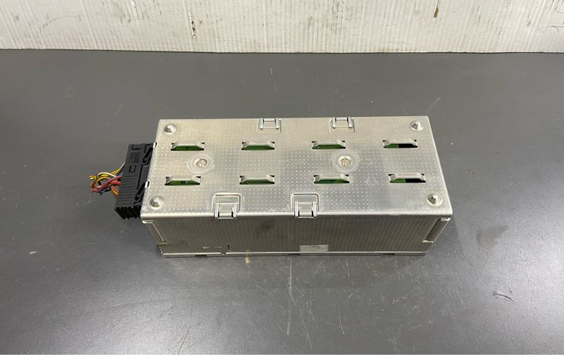 BMW E65 E66 Hifi Sound Amplifier 6961389 Logic 7 DSP OEM Product Used