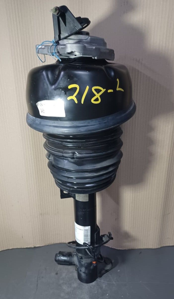 2009-2012 Mercedes-Benz W218 CLS Front Left Side Air Suspension Shock Absorber A218 820 65 13 OEM