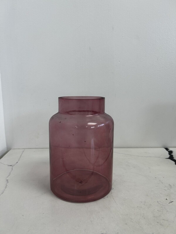 round pink flower vasse