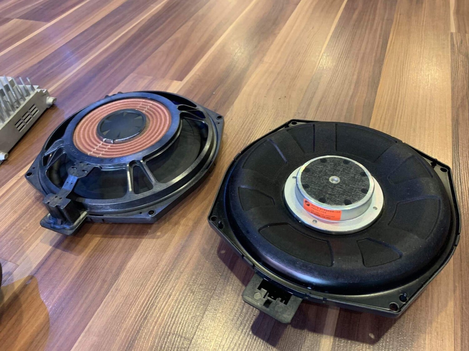 BMW Harman Kardon Subwoofer