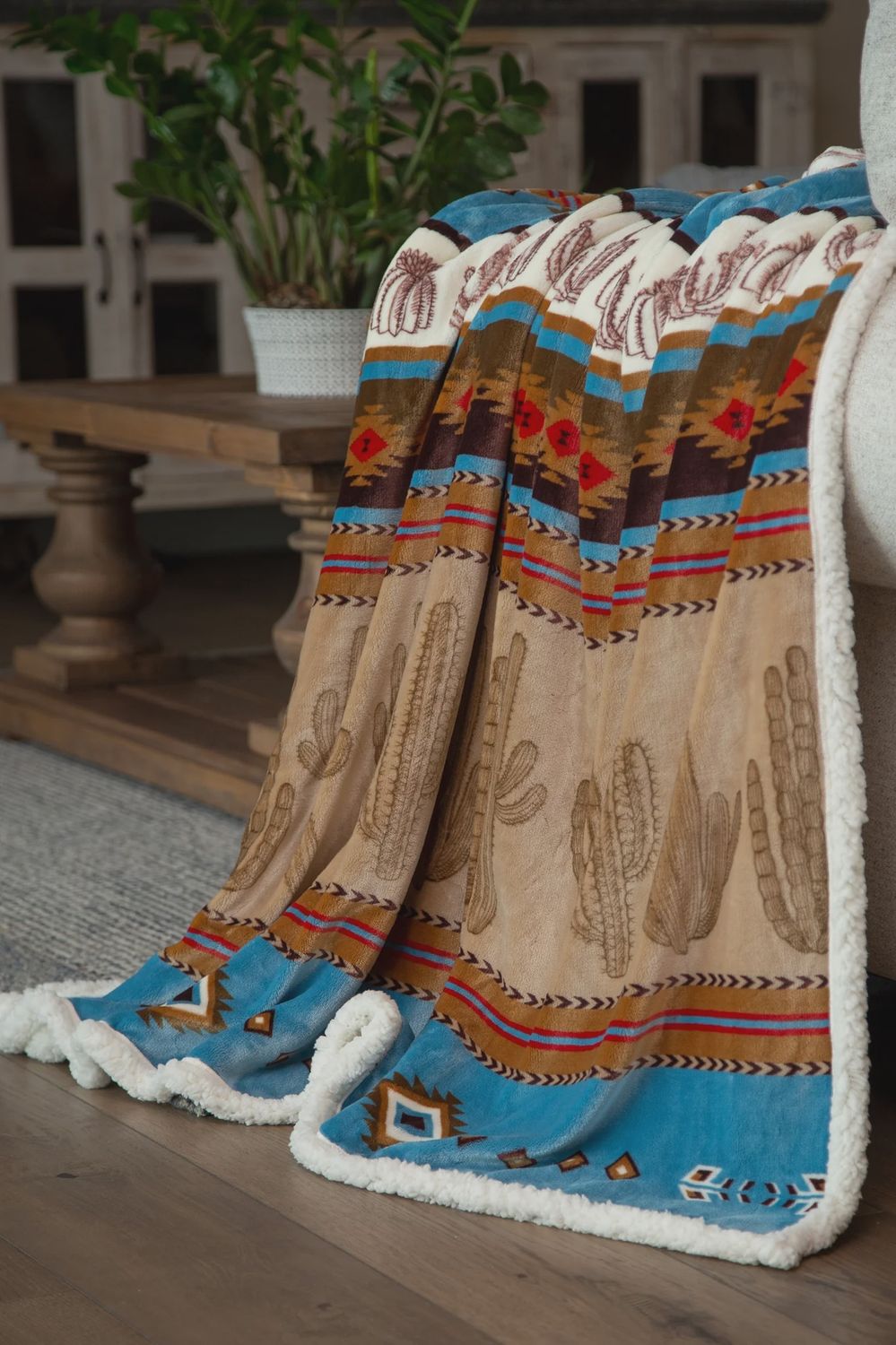Sherpa Cactus Throw