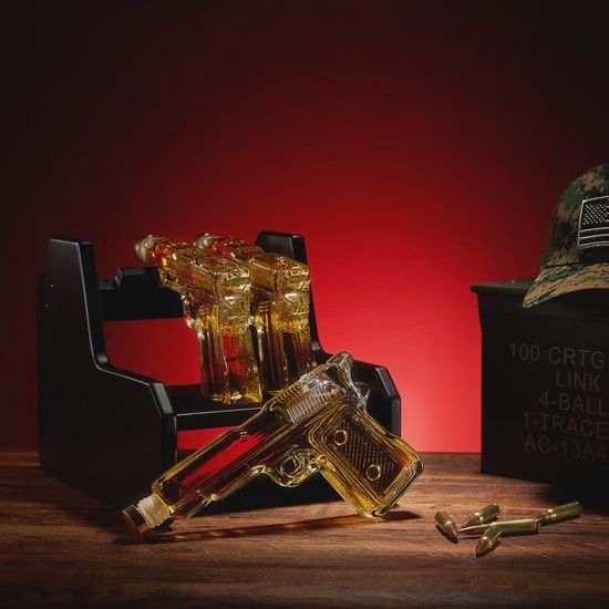 WS Whiskey Decanter 3-Pistol Set