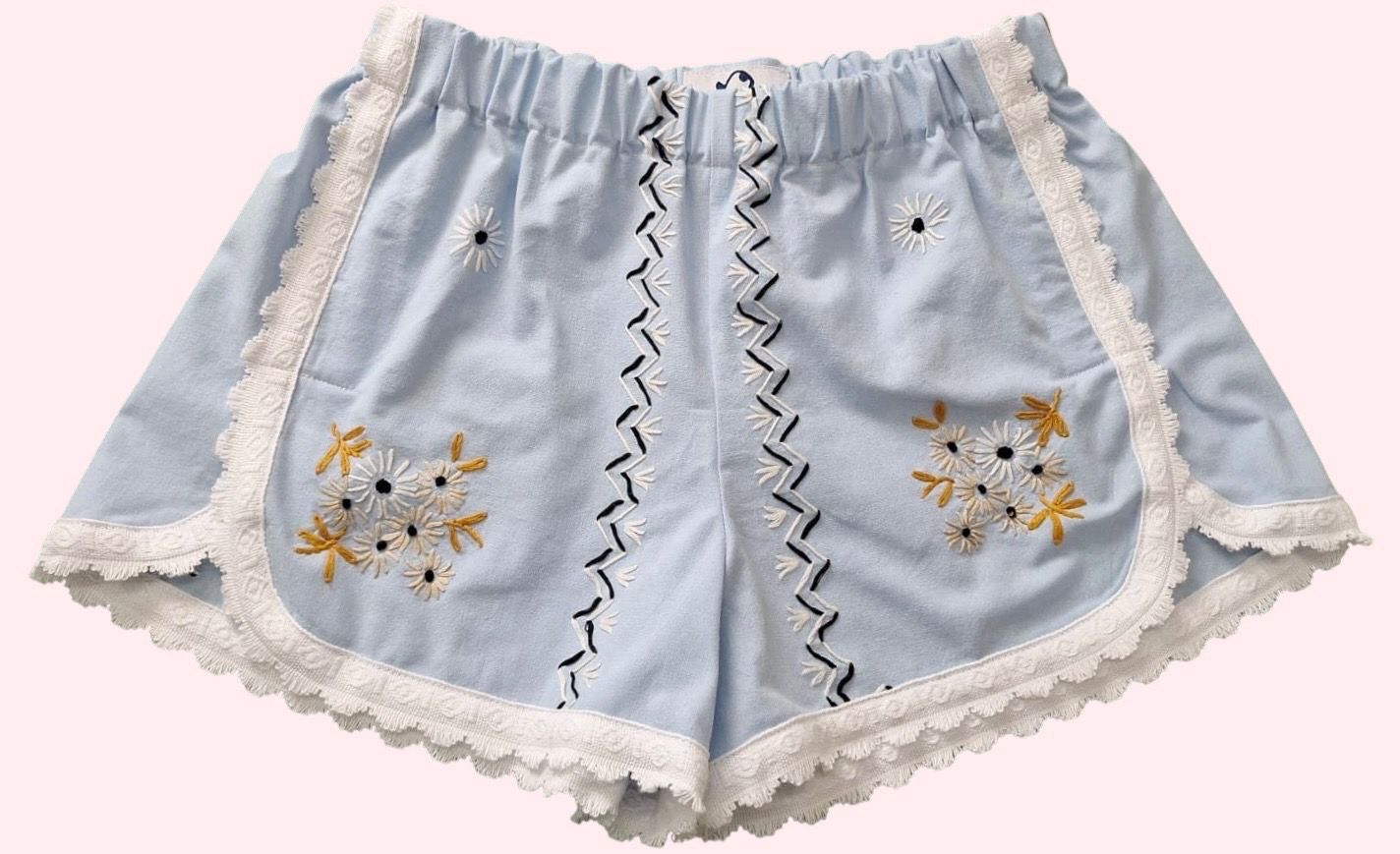 Shorts ricamati tg. S