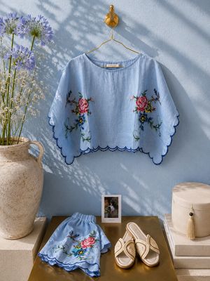 Top rose colore azzurro 