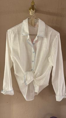 Camicia lino e cotone ricamata a mano 