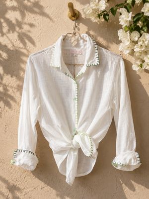 Camicia in lino e cotone ricamata a mano