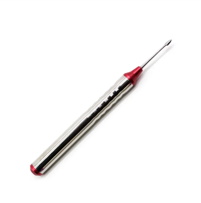 Extractor de rădăcini cu mâner