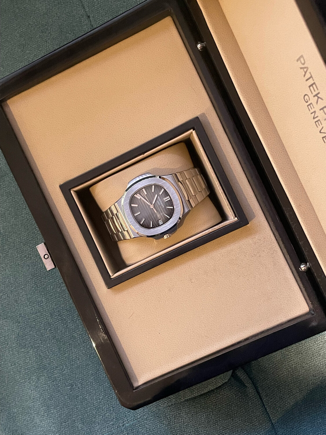 Nautilus Blue dial 5711/1A Super Clone Patek 
