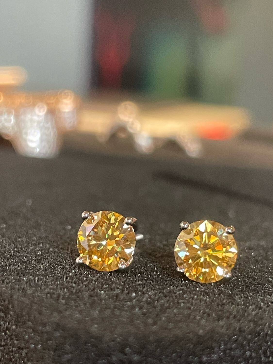 Yellow Coloured 0.5ct💎 Moissanite Earrings