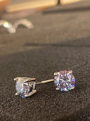 Crystal Blue Coloured 0.5ct💎 Moissanite Earrings