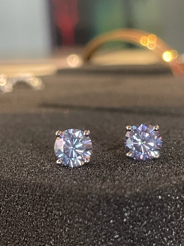 Crystal Blue Coloured 0.5ct💎 Moissanite Earrings