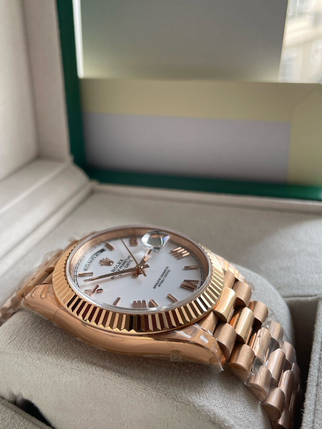 DD 40mm Super Clone, 18k Rose Gold White Dial.