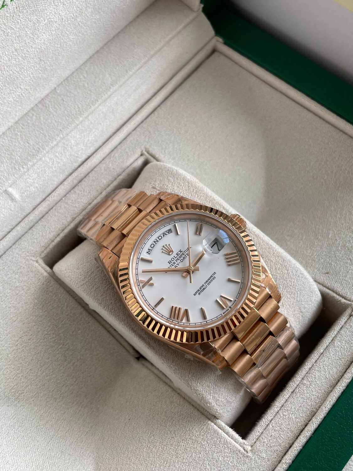 DD 40mm Super Clone, 18k Rose Gold White Dial.