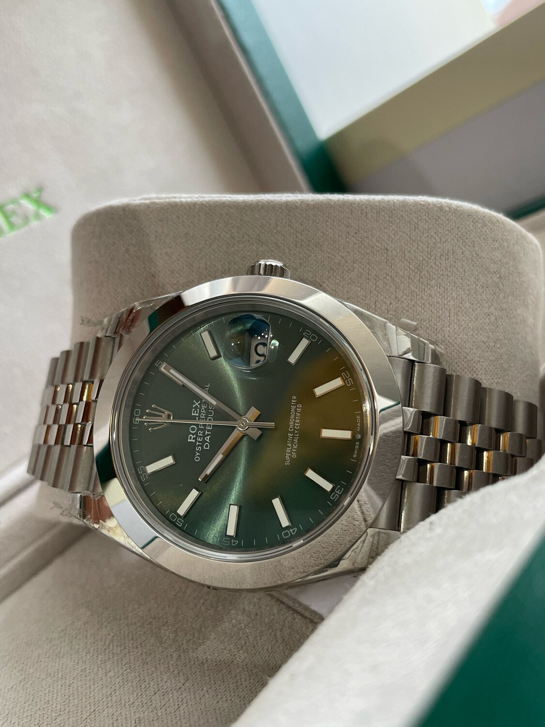 Rolex DJ 41mm | Smooth Bezel | mint green dial | SC