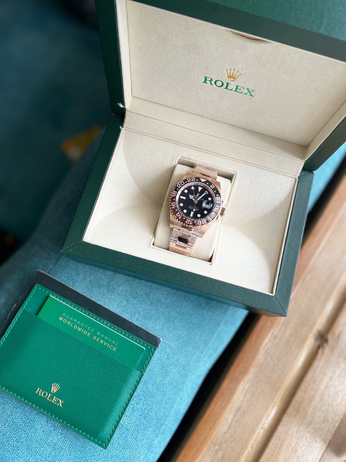 Super-clone Rolex GMT-Master II 126715CHNR “RootBeer” 2022 | Rose Gold Plated