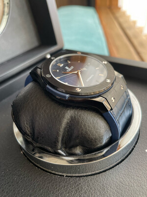SC Hublot Classic Fusion Titanium Blue Dial ref. 565. NX. 7170.