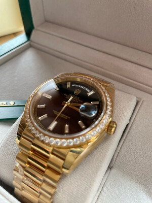 SC | Day-Date 40 Yellow Gold | Black Diamond Bezel