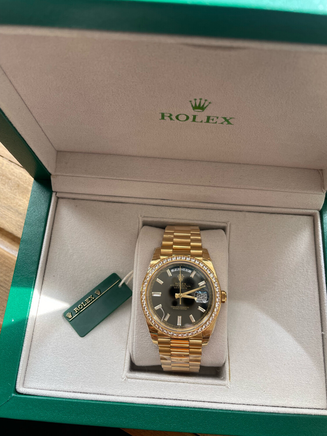 SC | Day-Date 40 Yellow Gold | Black Diamond Bezel