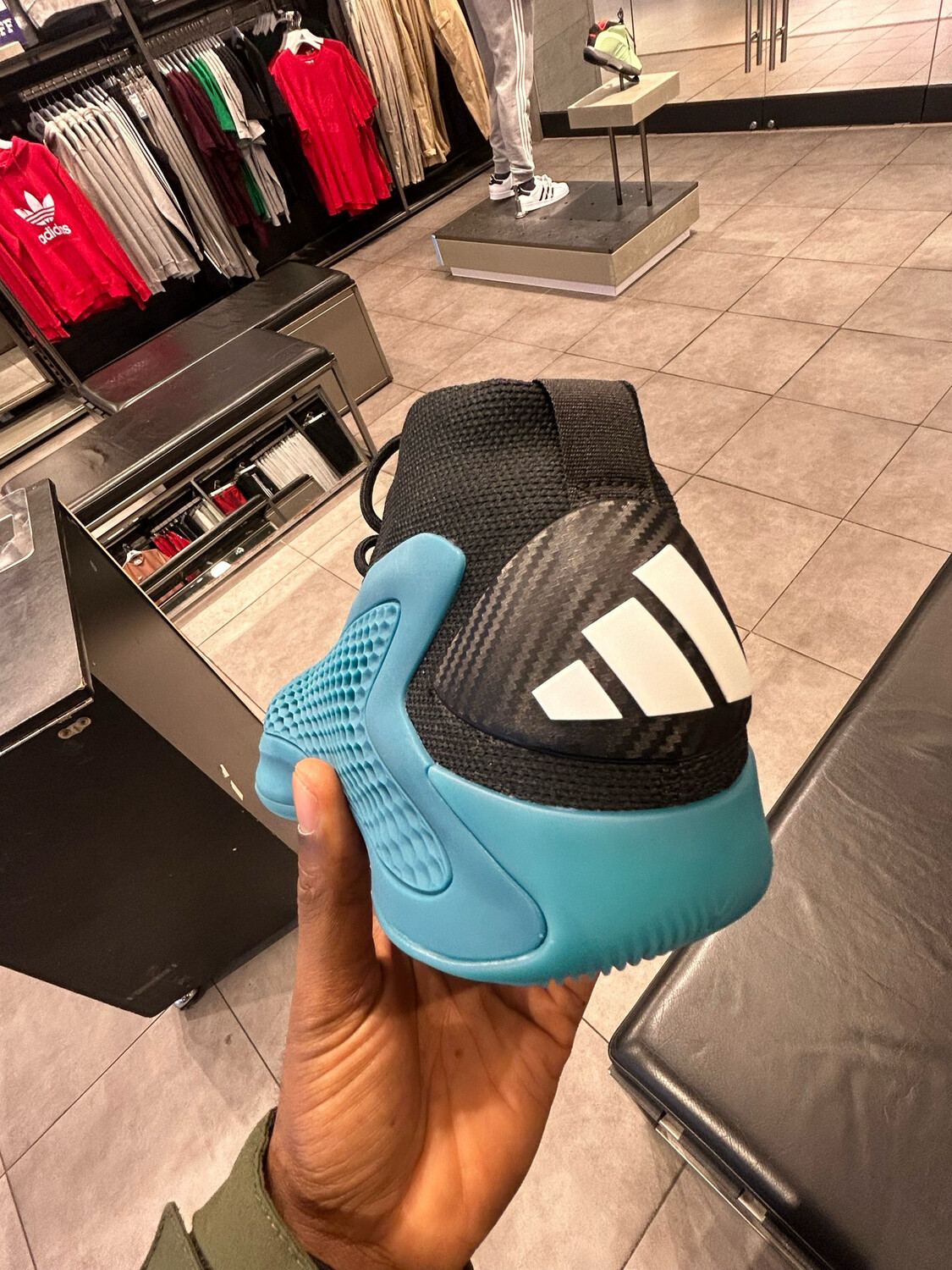 Adidas AE1