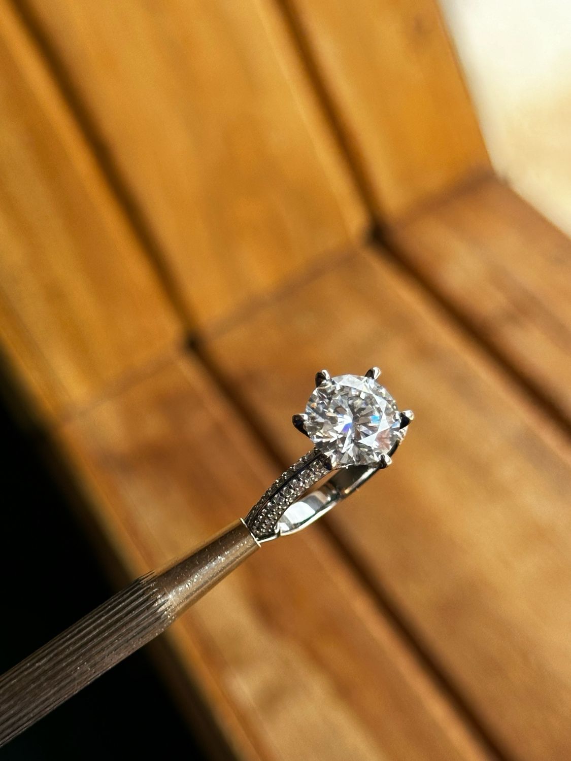 1.0 carat moissanite main stone engagement ring | 925 Silver