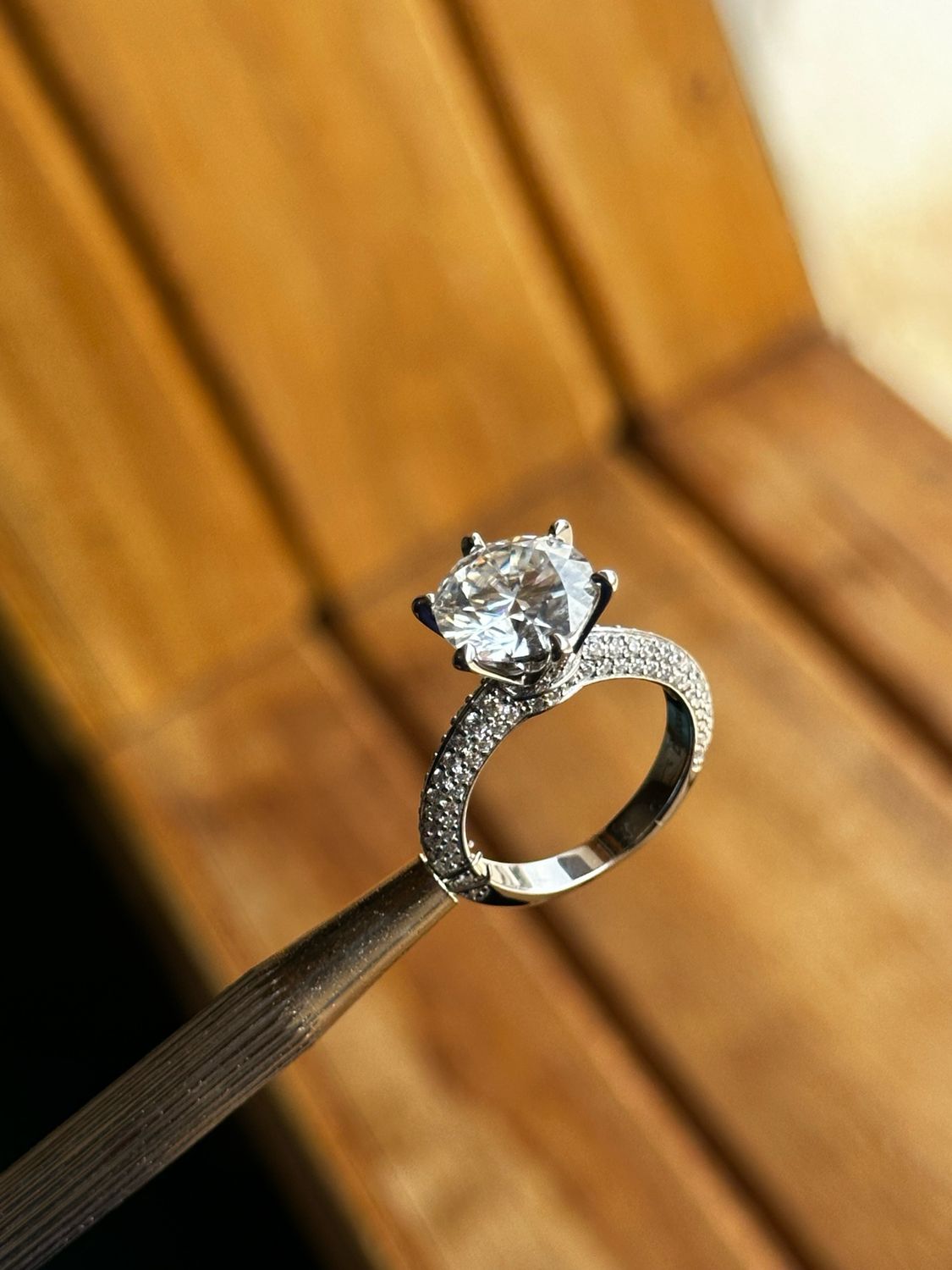 1.0 carat moissanite main stone engagement ring | 925 Silver