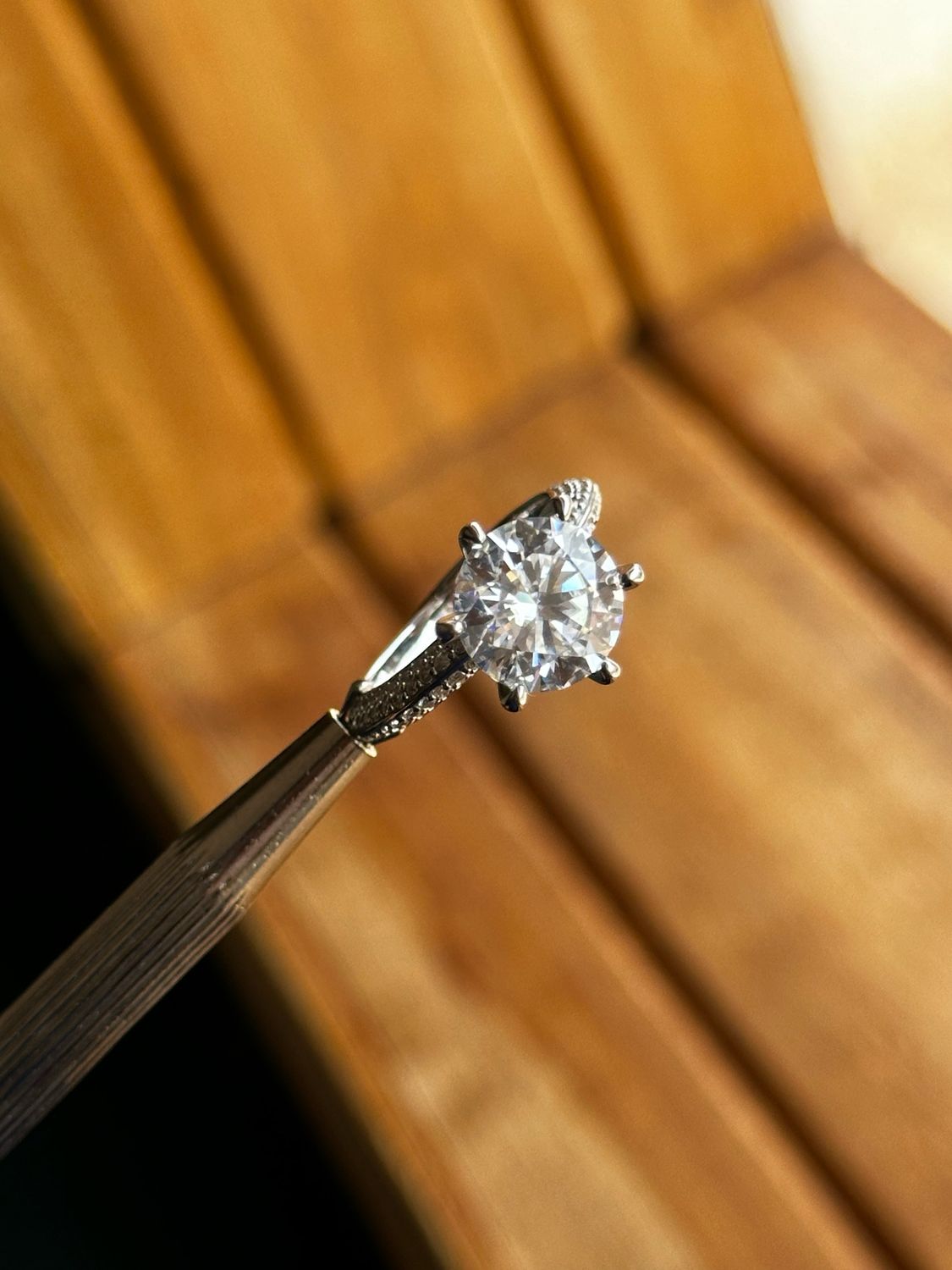 1.0 carat moissanite main stone engagement ring | 925 Silver