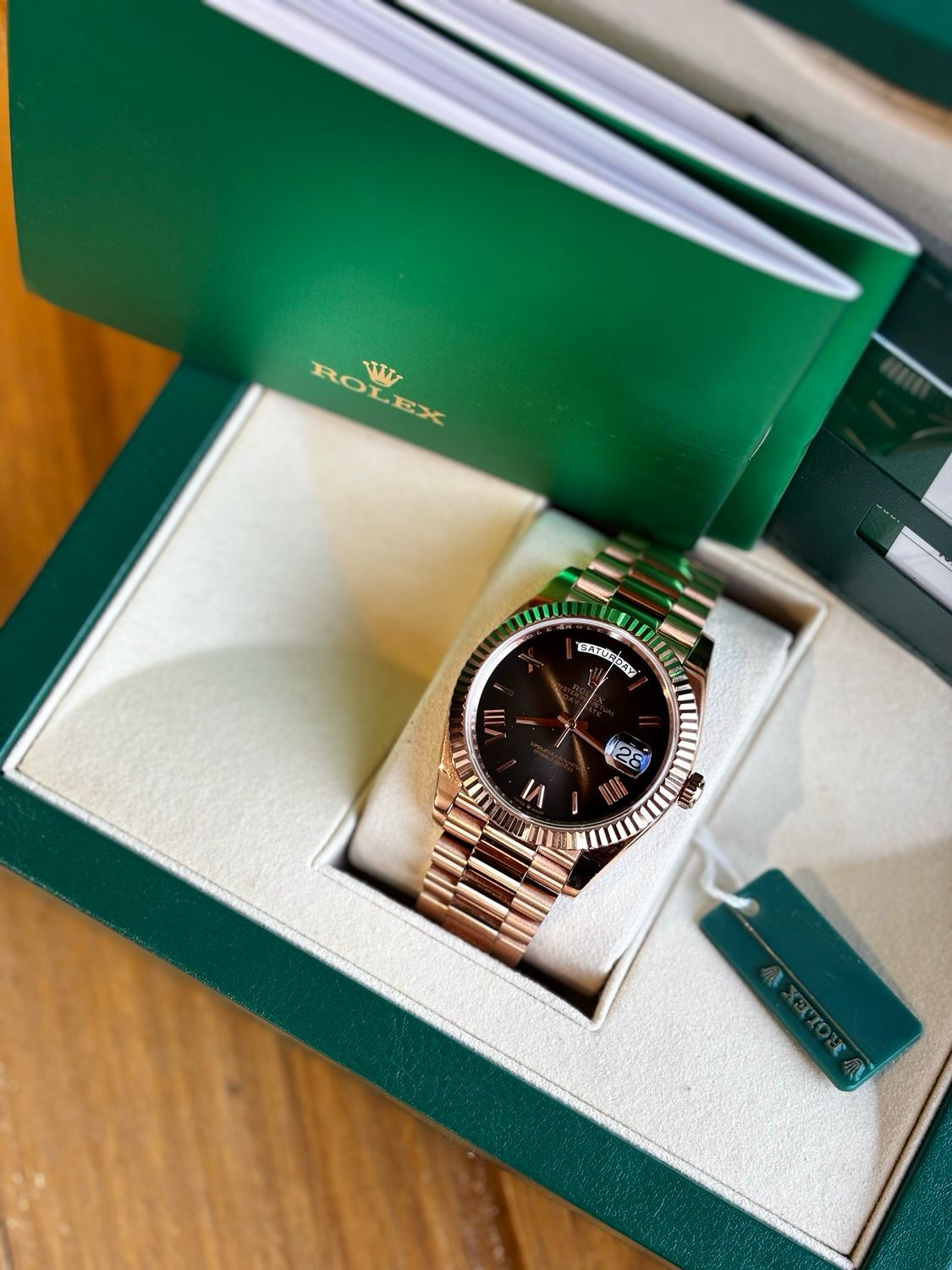 Super clone Rolex Day-Date 40 228235, 18K Rose Gold plated, Black Ombre Roman Dial, 40 mm