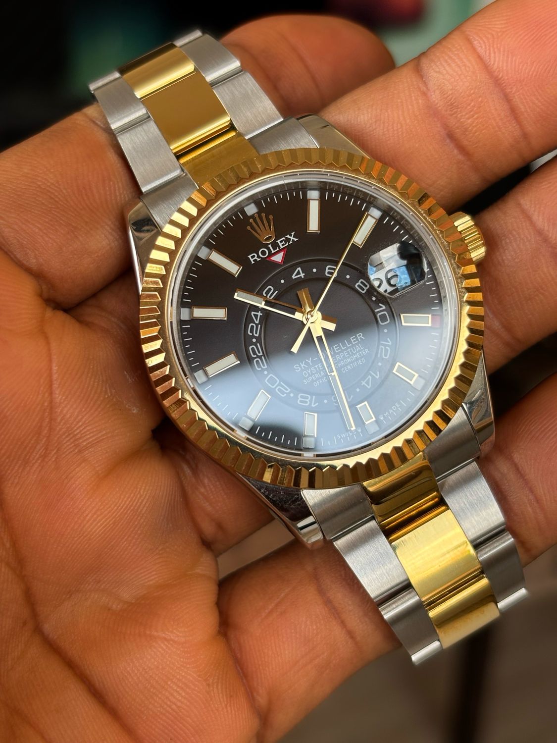 SC Rolex Skydweller two-tone, Oyster bracelet, Black dial